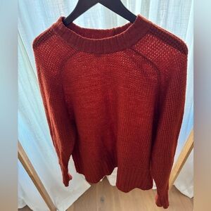 A new day thin rust sweater size M